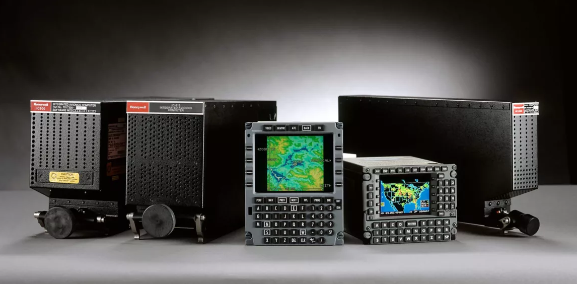 云端飞翔 科技无疆

